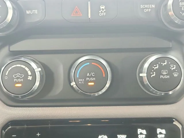 2024 RAM Ram 2500 Pickup Big Horn - Photo 30