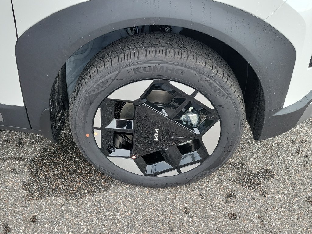 New 2027 Snow White Pearl Kia S image 36