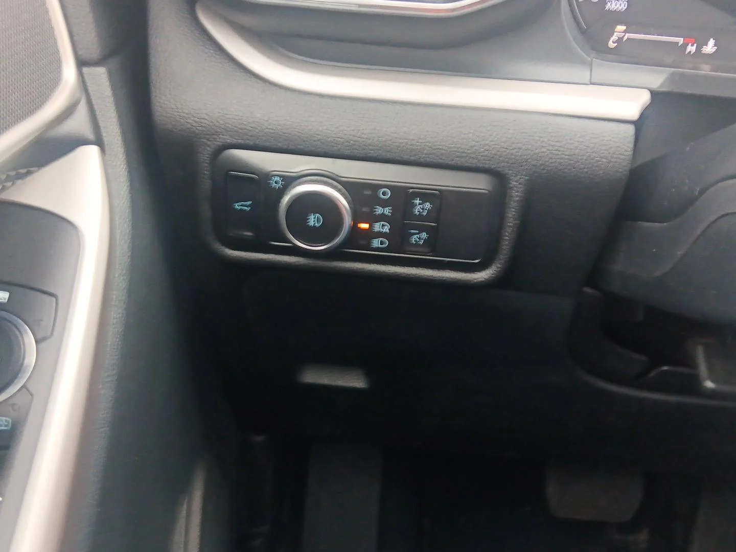 Used 2023 Agate Black Ford XLT image 21