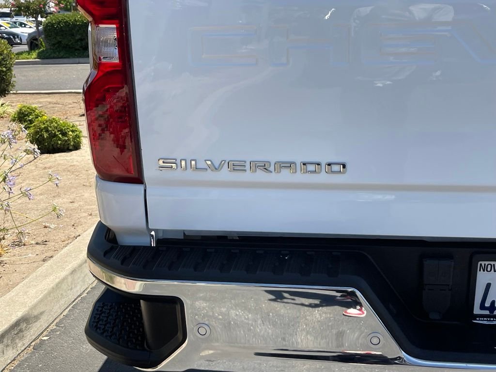 Used 2024 White Chevrolet LT image 6