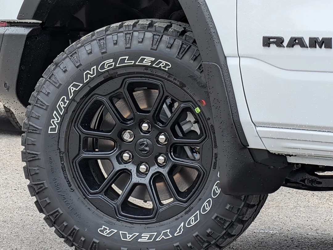 New 2026 White RAM Rebel - - 4x4 - 5.7L HEMI V8 - Rebel Level 1 Equip Grp & More! image 9
