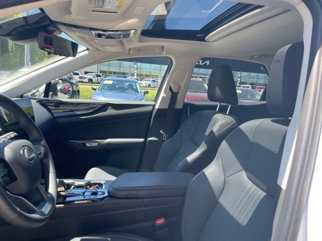 Certified Used 2026 White Lexus 350h Premium image 10