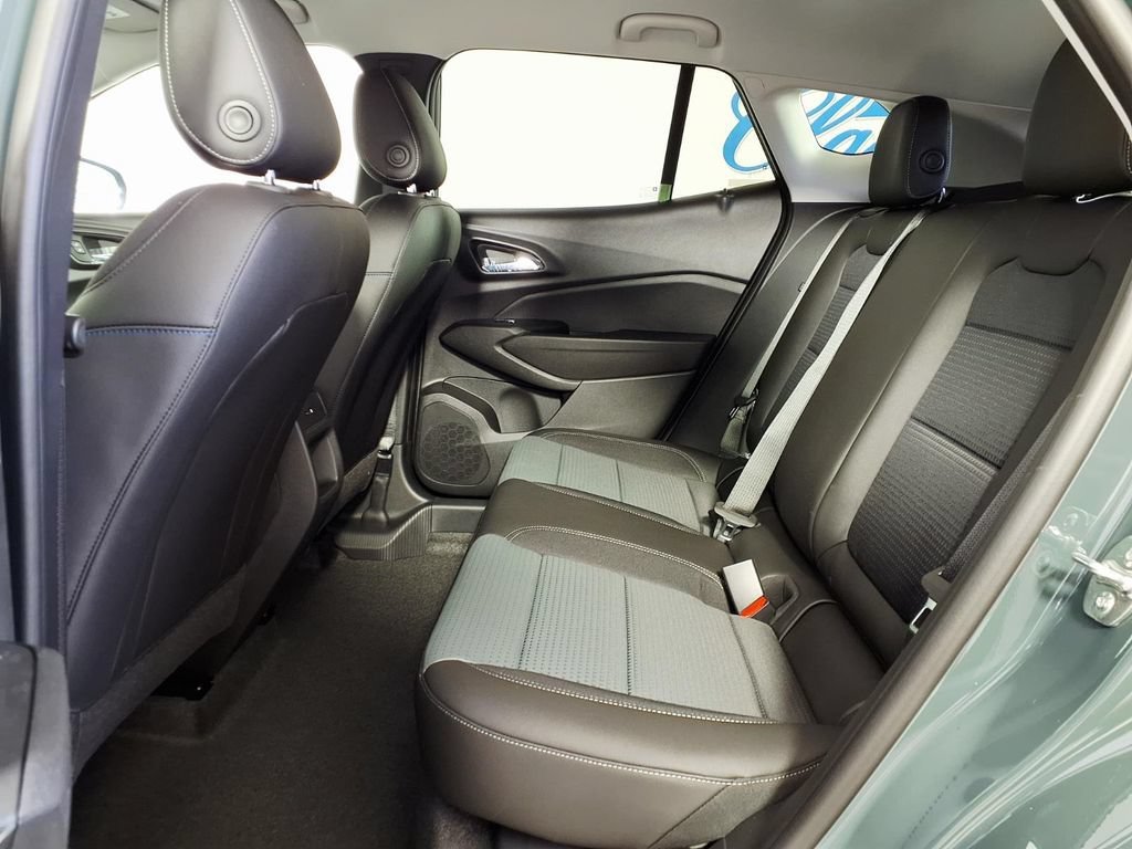 2026 Chevrolet Trax LT - Photo 9
