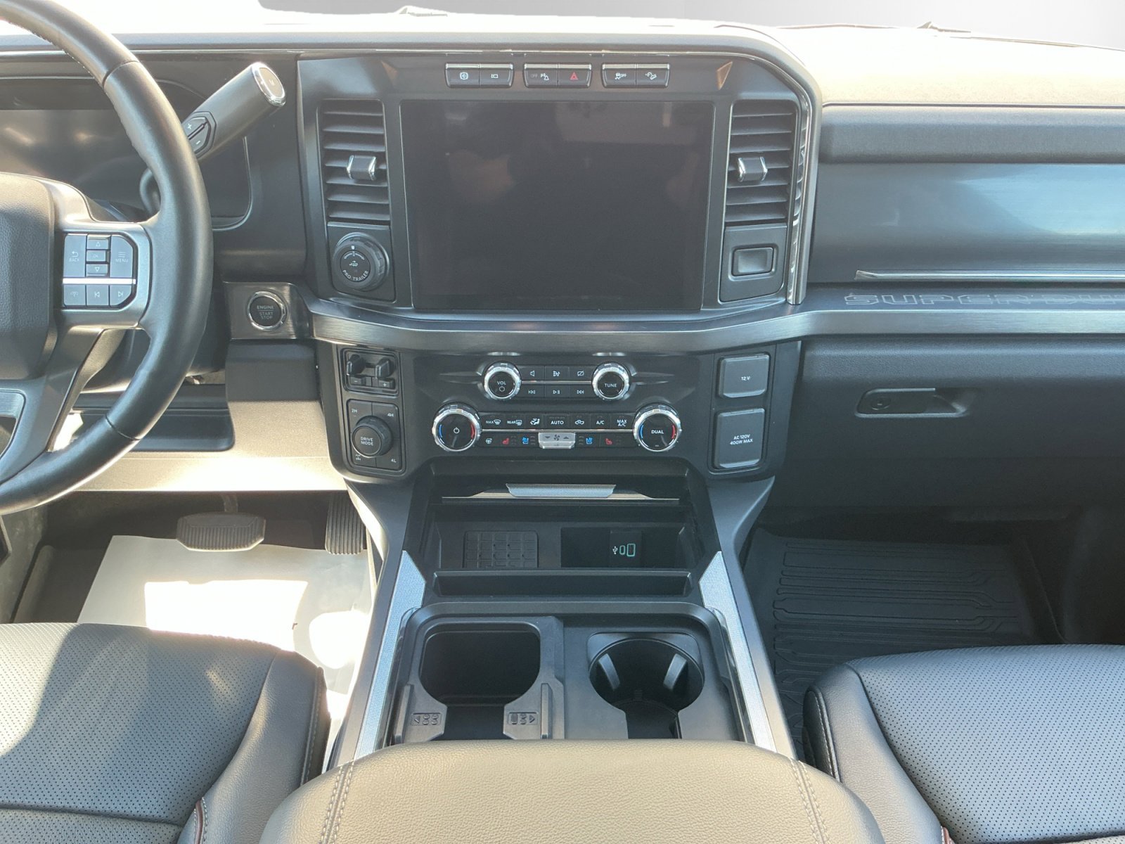 Certified Used 2024 Light Blue Clearcoat Metallic Ford LARIAT image 11