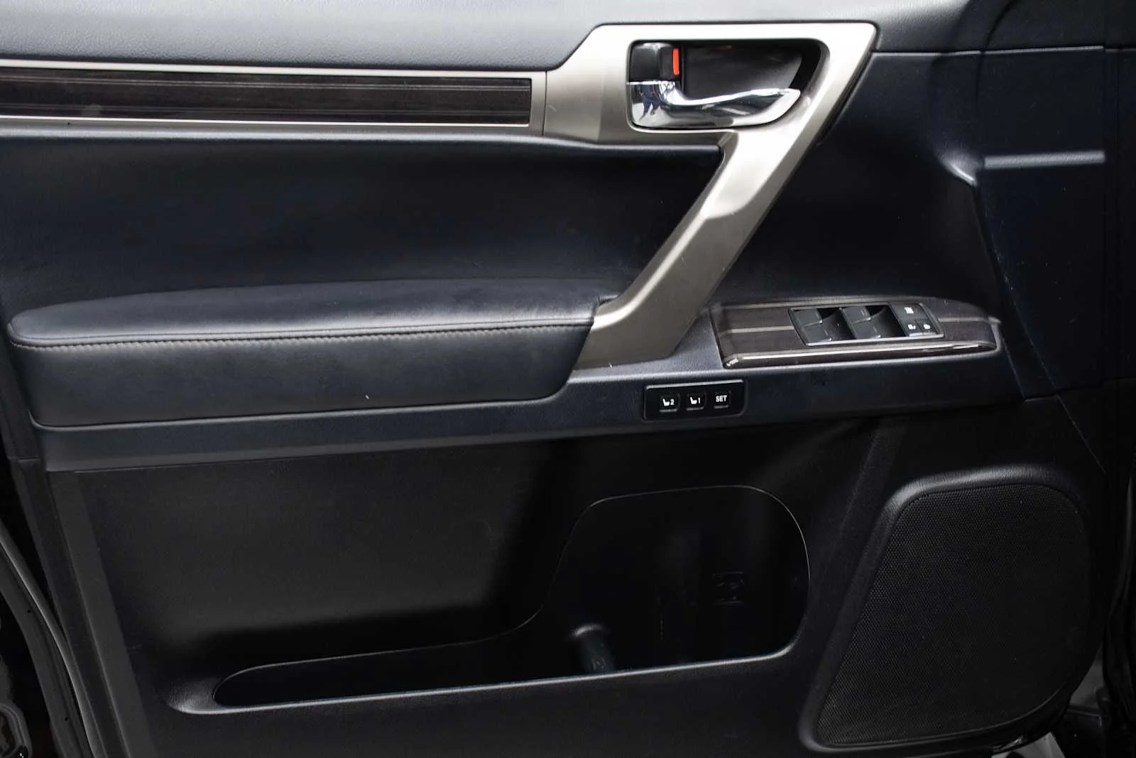 Used 2020 Black Onyx Lexus Premium image 12