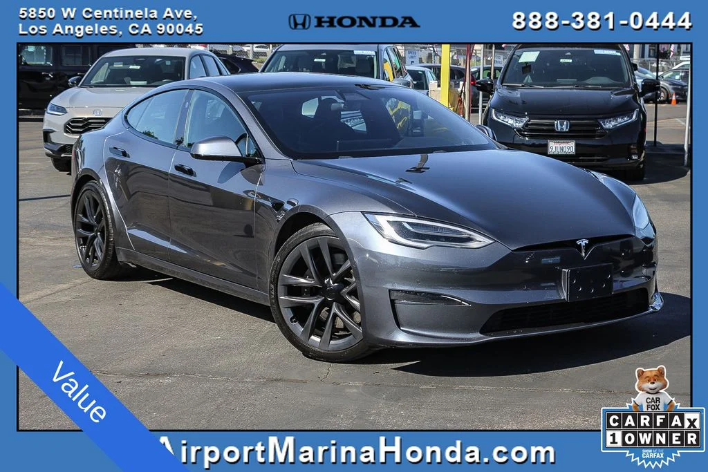 2021 Tesla Model S Plaid
