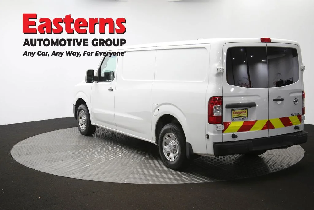 Used 2018 White Nissan SV image 65