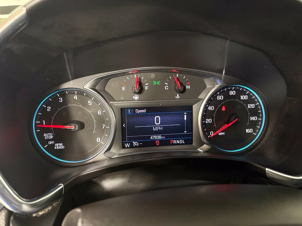 Used 2024 White Chevrolet LT image 22