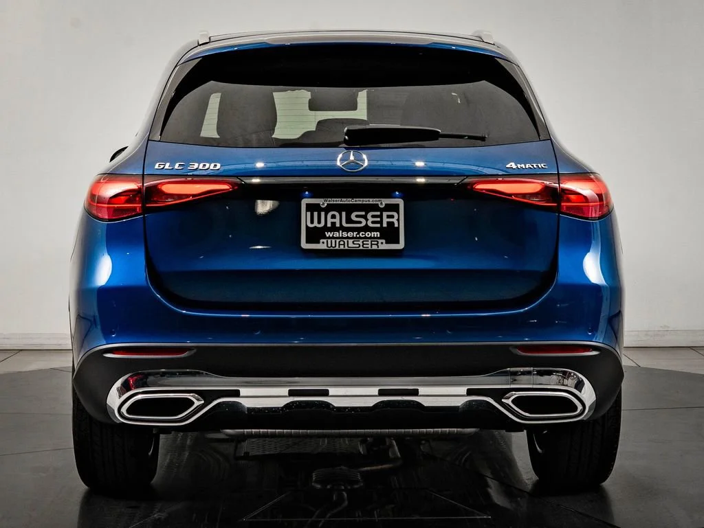 New 2026 Starling Blue Metallic Mercedes-Benz GLC 300 image 7