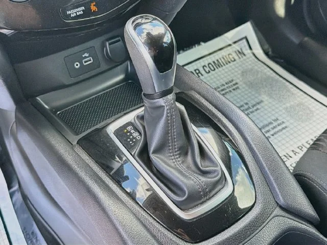 Used 2019 Black Nissan S image 16