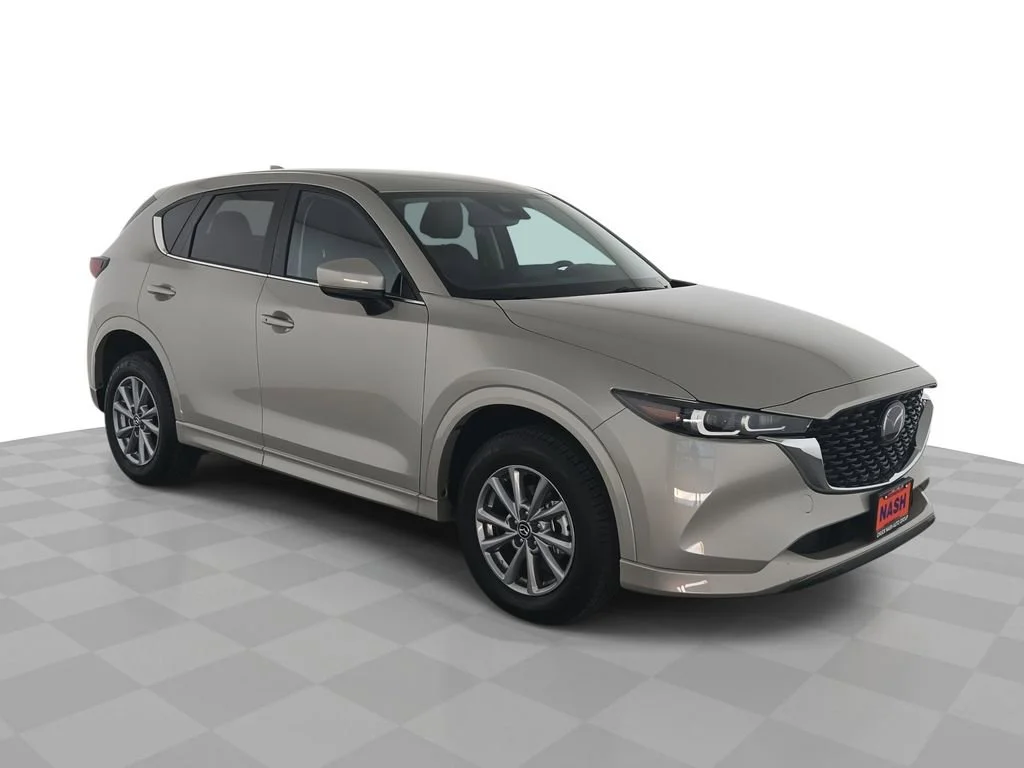 2025 Mazda CX-5 S Preferred package Auto AWD's photo