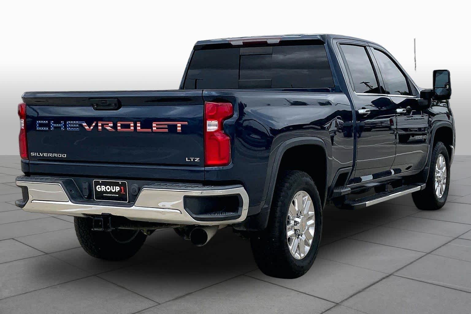 Used 2020 Northsky Blue Metallic Chevrolet LTZ image 25