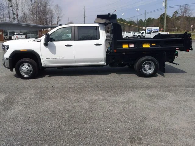 2025 GMC Sierra 3500HD Pro - Photo 14