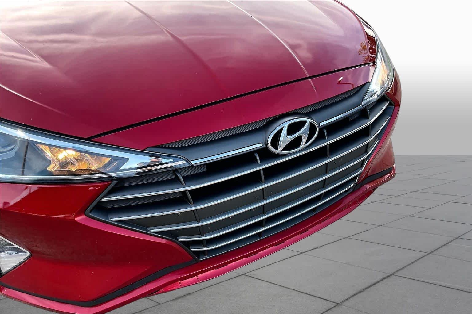 Used 2020 Calypso Red Hyundai SEL image 29