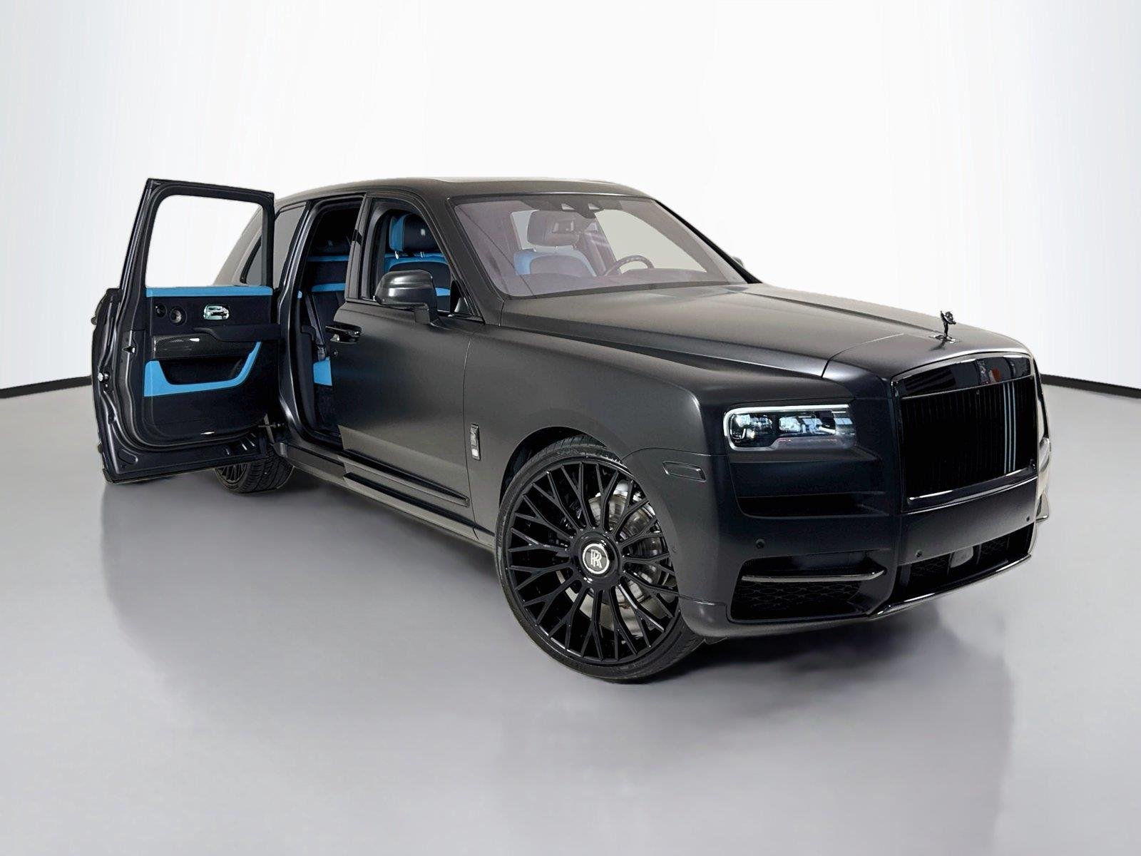 Used 2023 Gunmetal Rolls-Royce Black Badge | Rear Entertainment | 26