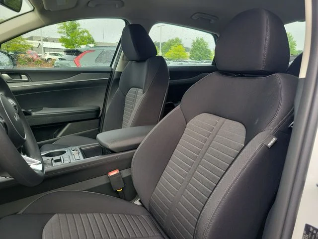 New 2026 Snow White Pearl Kia LXS FWD image 12