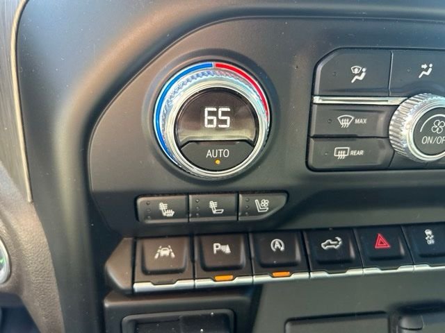 Used 2019 White GMC Denali image 11