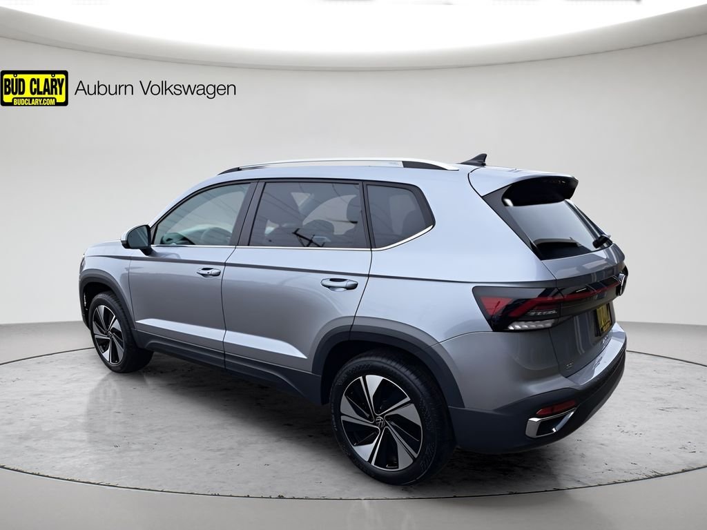 2025 Volkswagen Taos SE - Photo 9