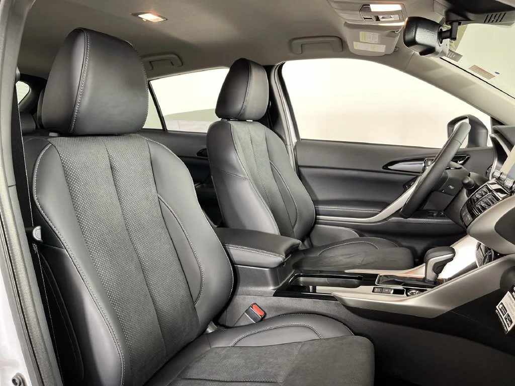 2025 Mitsubishi Eclipse Cross SE - Photo 24