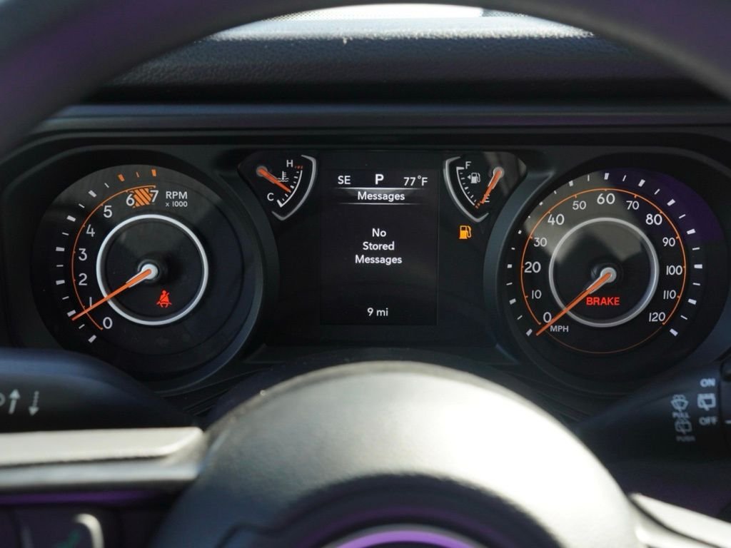 New 2026 Bright White Clear-Coat Exterior Paint Jeep Sport image 13