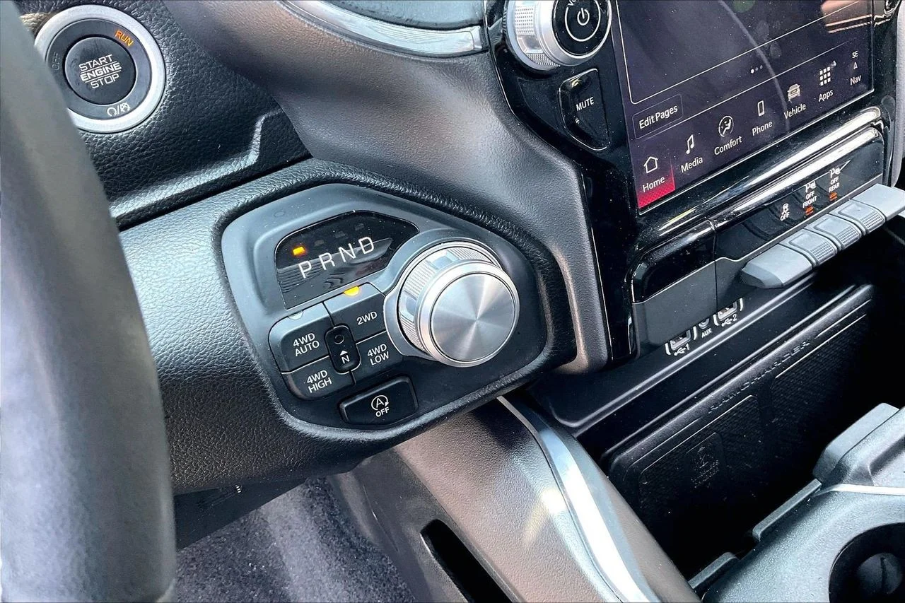 Used 2025 White Ram Laramie image 33