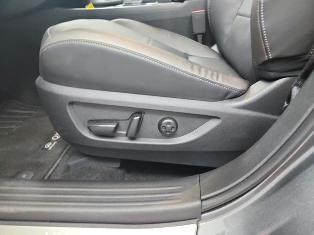 Used 2025 Gray INFINITI ESSENTIAL image 20