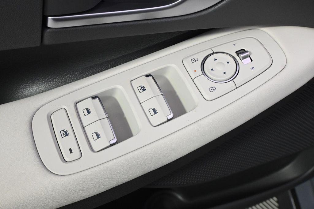 New 2026 Blue Hyundai SE image 23