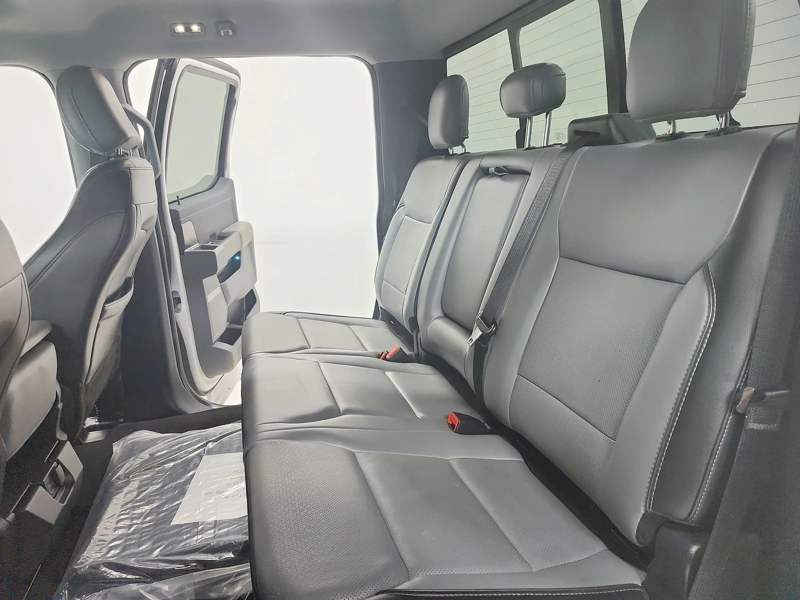 Used 2021 White Ford Lariat image 37