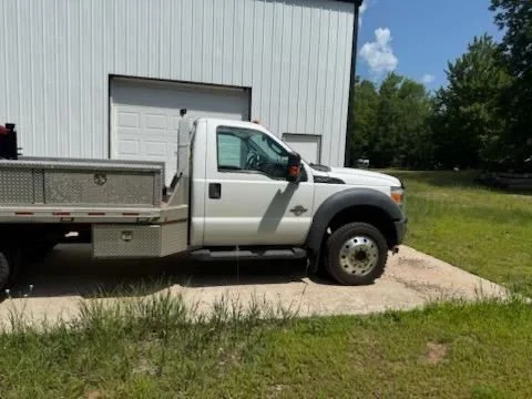 Used 2012 Oxford White Ford XL image 2
