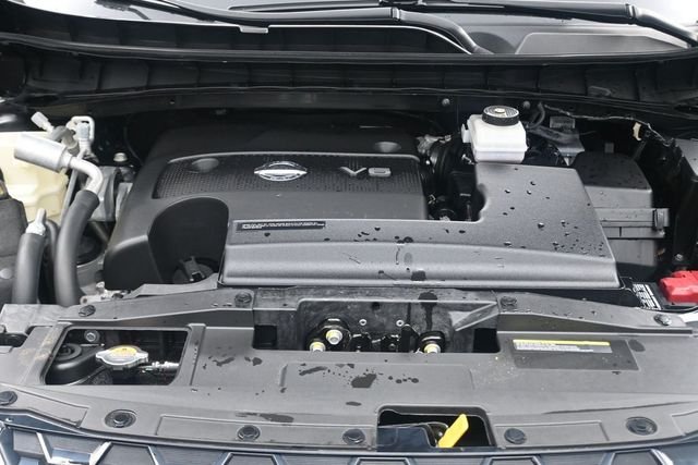 Used 2023 Black Nissan SL image 23