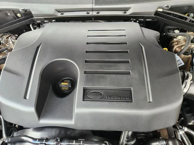 Used 2023 Gondwana Stone Metallic Land Rover X image 32