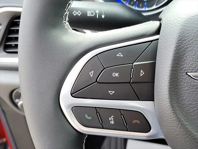 2026 Chrysler Pacifica Select - Photo 13