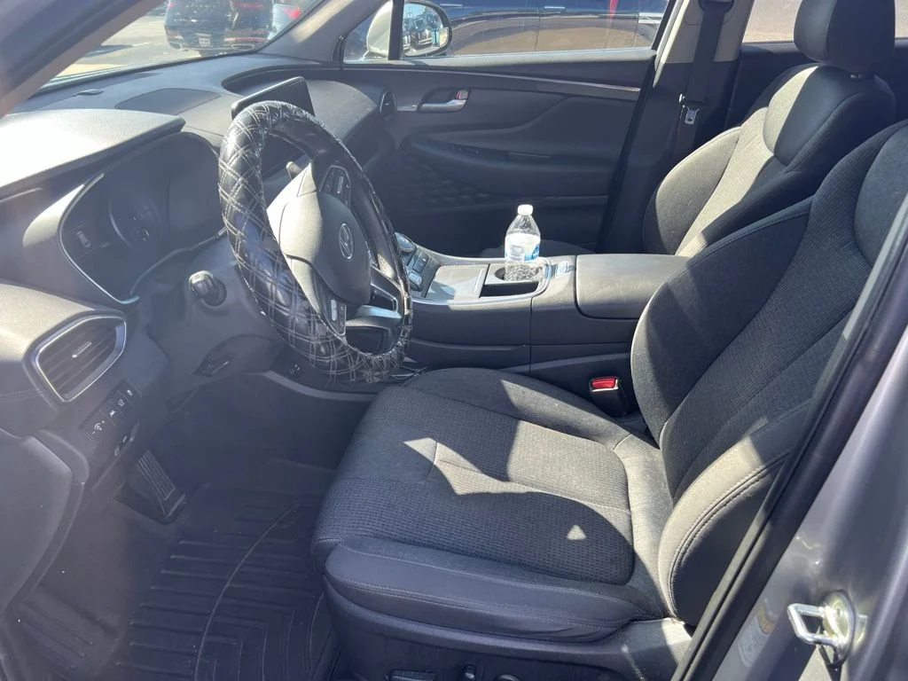 Used 2023 Silver Hyundai SEL image 7