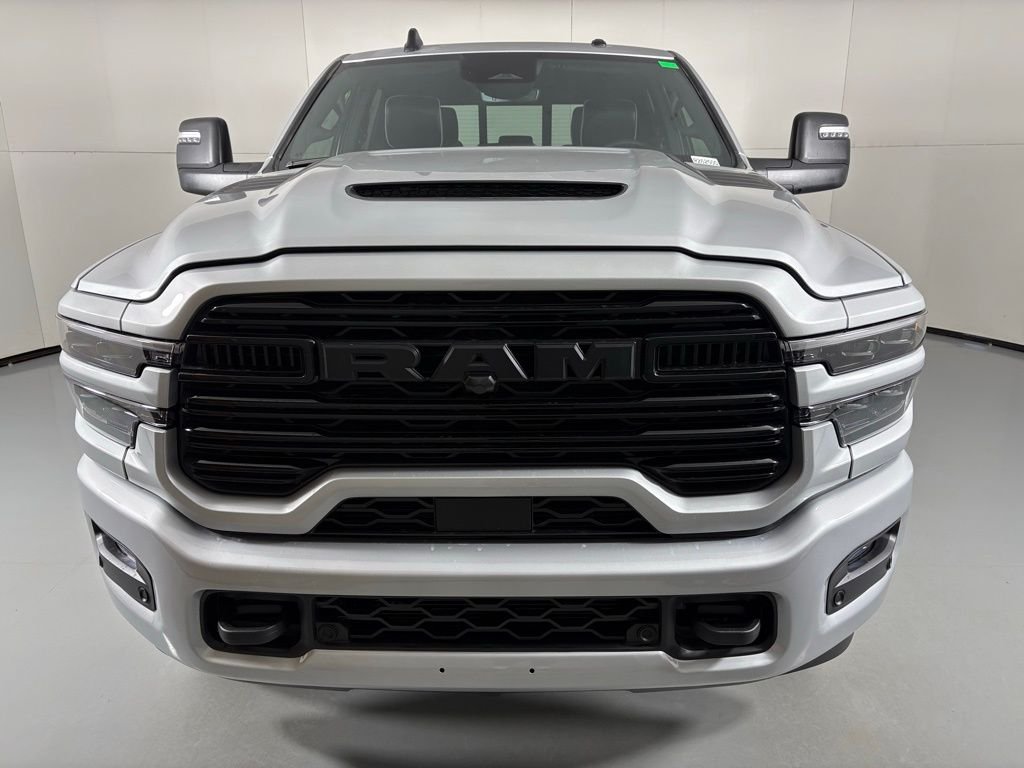 New 2026 Silver-Zynith Exterior Paint RAM Laramie image 3