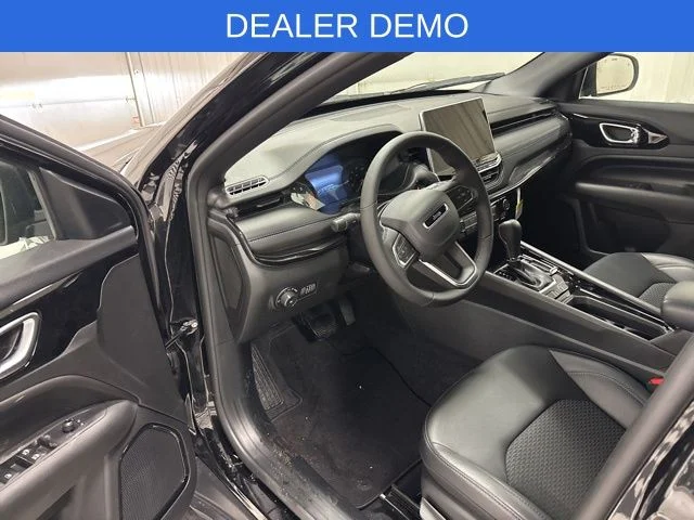 New 2026 Black Jeep Latitude image 9