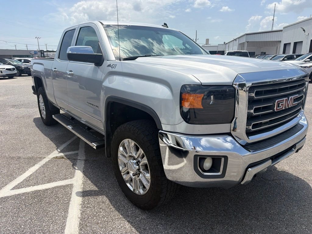 Used 2015 Silver GMC SLT image 3