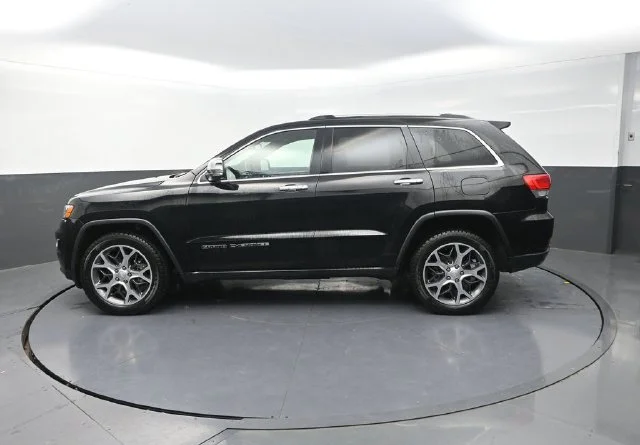 Used 2019 Black Jeep Limited image 7