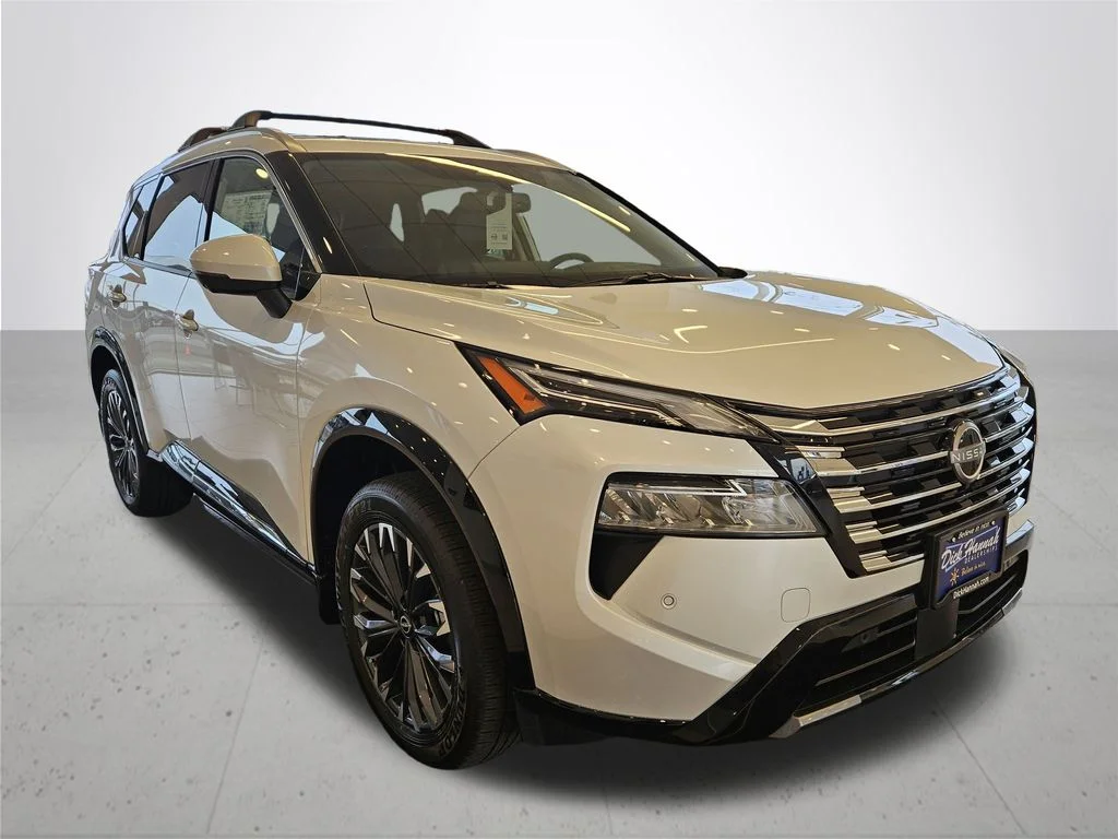 New 2026 Everest White Pearl TriCoat Nissan Platinum image 5