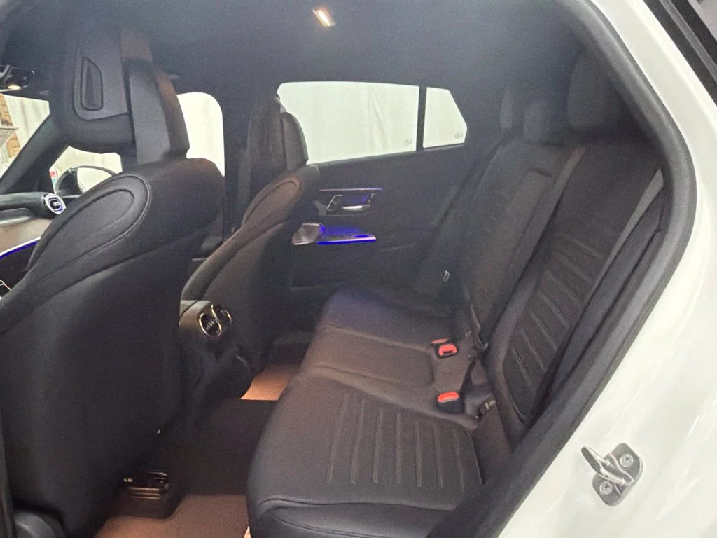 New 2027 White Mercedes-Benz GLC 300 Coupe image 20