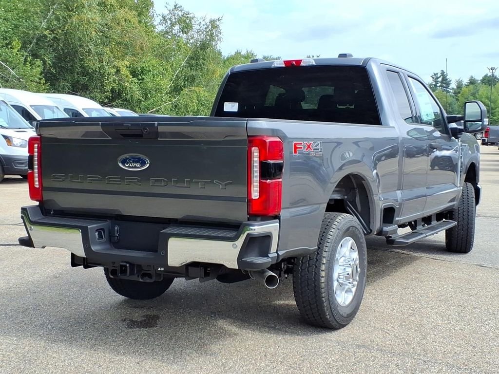 New 2026 Carbonized Gray Metallic Ford F-350® XLT image 5