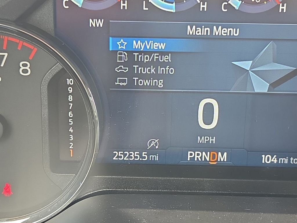Used 2023 White Ford XLT image 32