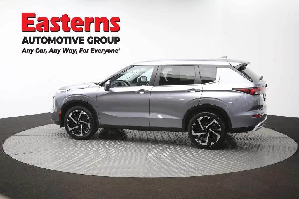 Used 2024 Gray Mitsubishi SE image 60