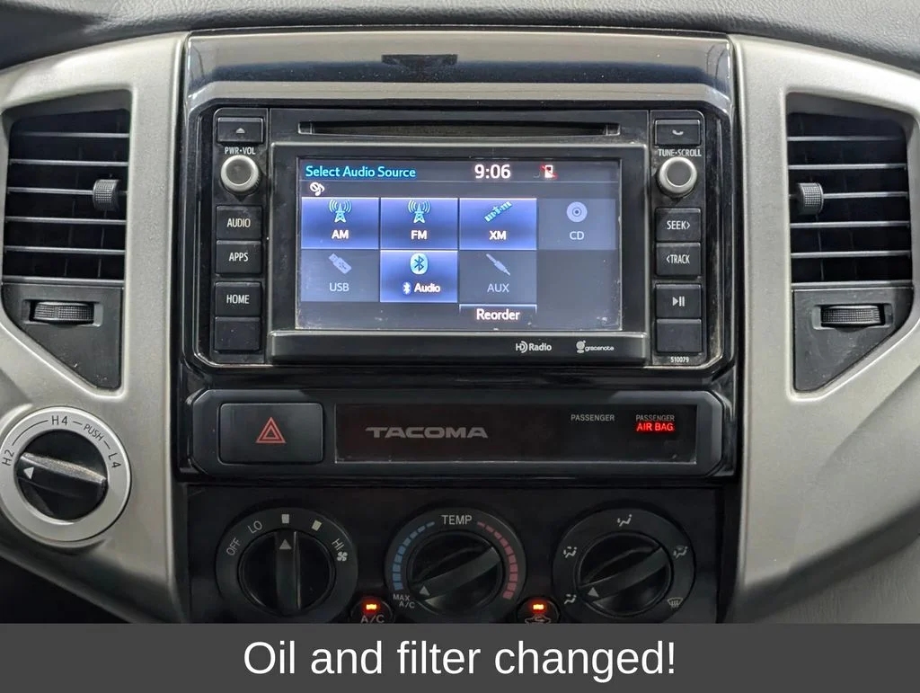 Used 2015 Black Toyota Base image 5