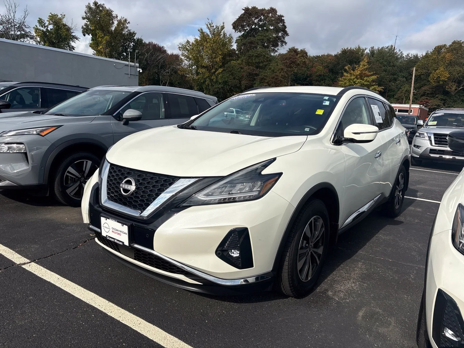 Certified Used 2024 Pearl White Nissan SV image 1
