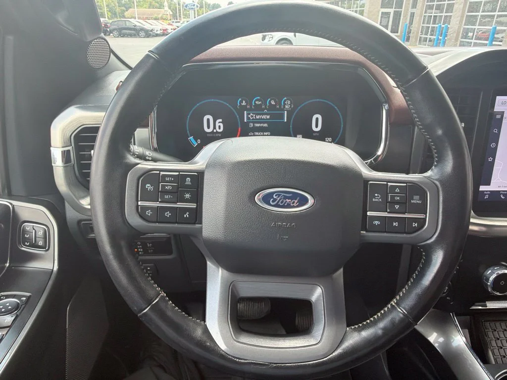 Used 2023 Carbonized Gray Metallic Ford Lariat image 23