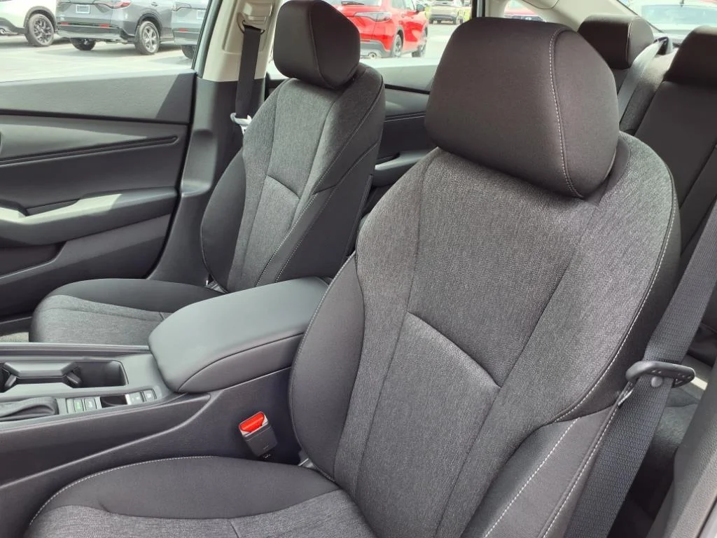 2025 Honda Accord SE - Photo 14