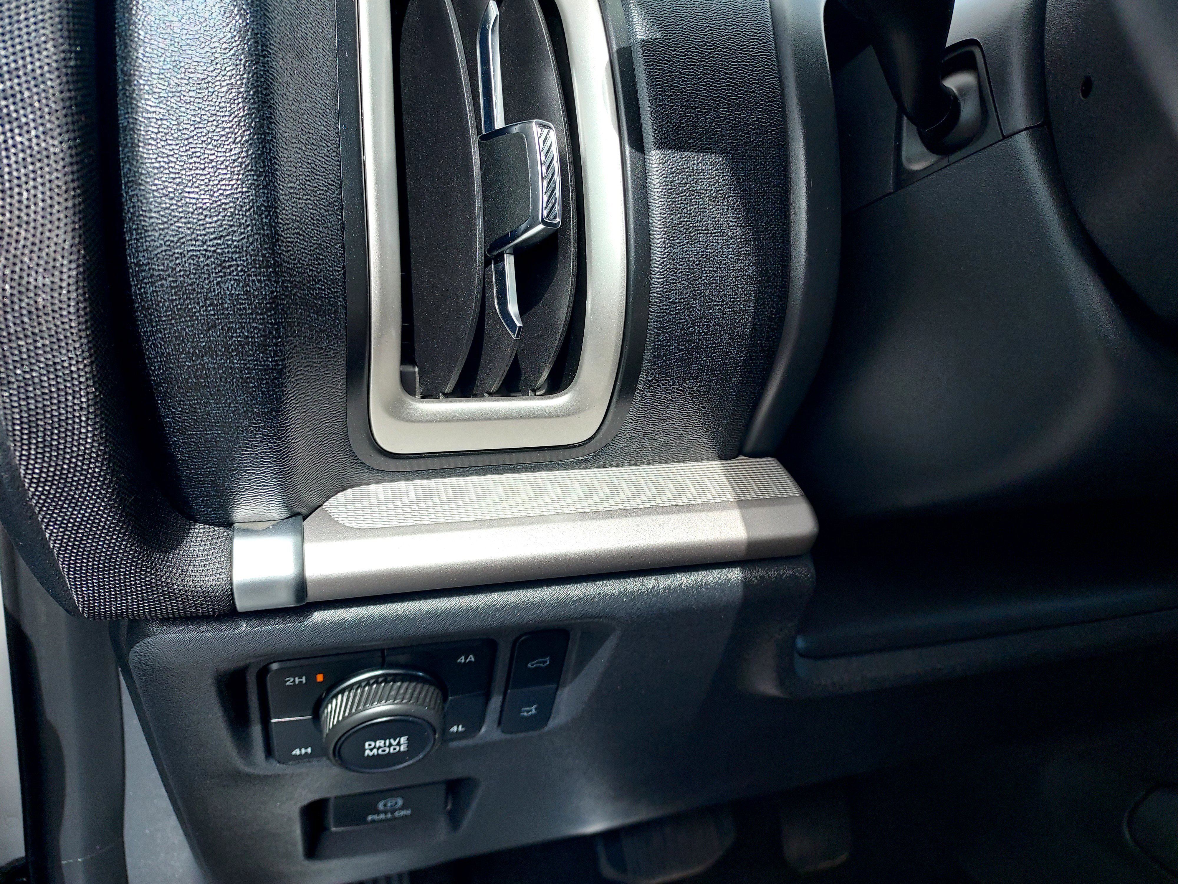 Used 2025 White Ford Active image 39