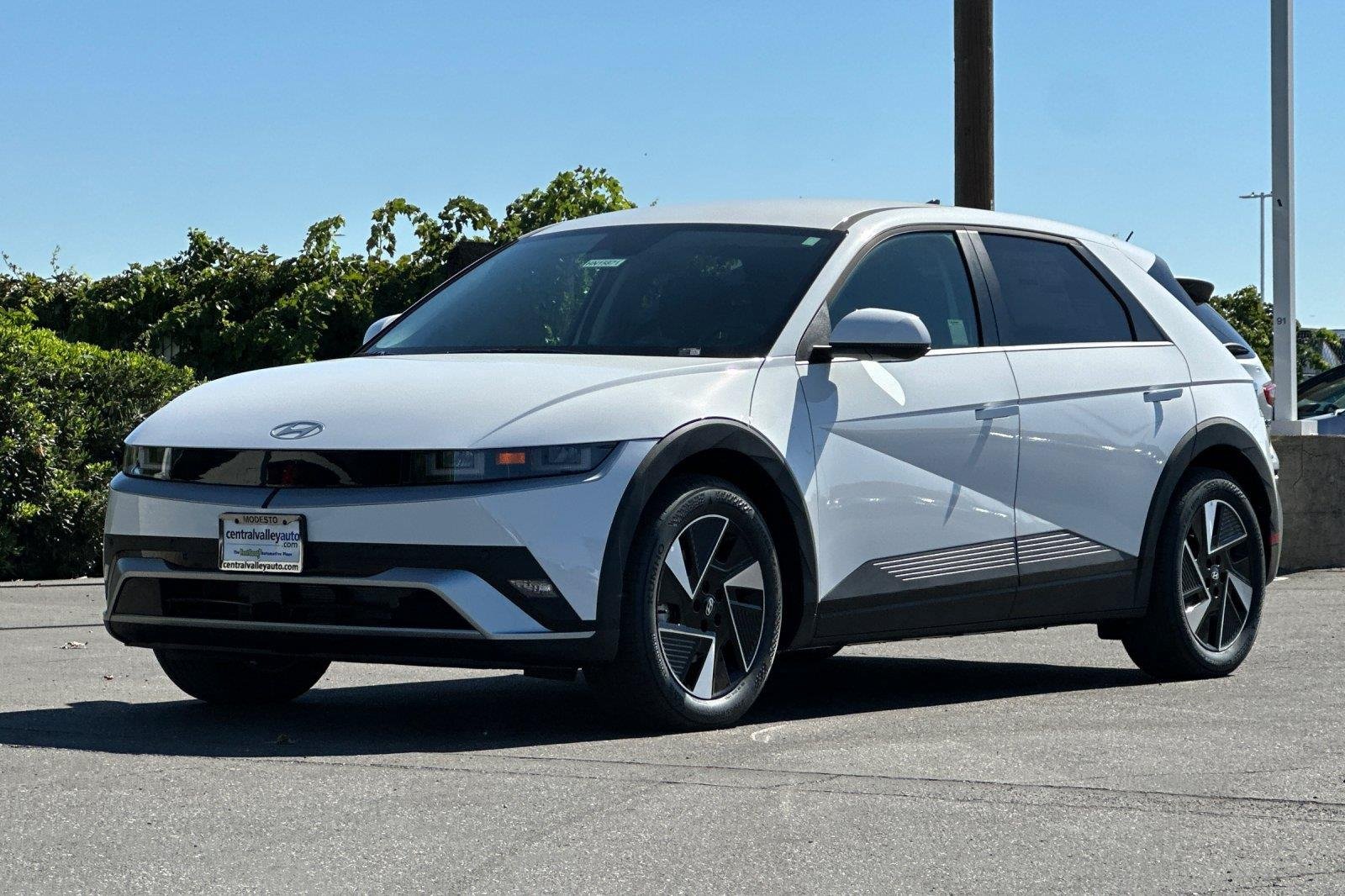 New 2026 Atlas White Hyundai SE image 8
