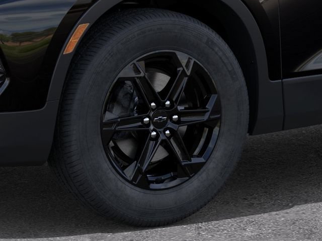 New 2026 Black Chevrolet 2LT image 9
