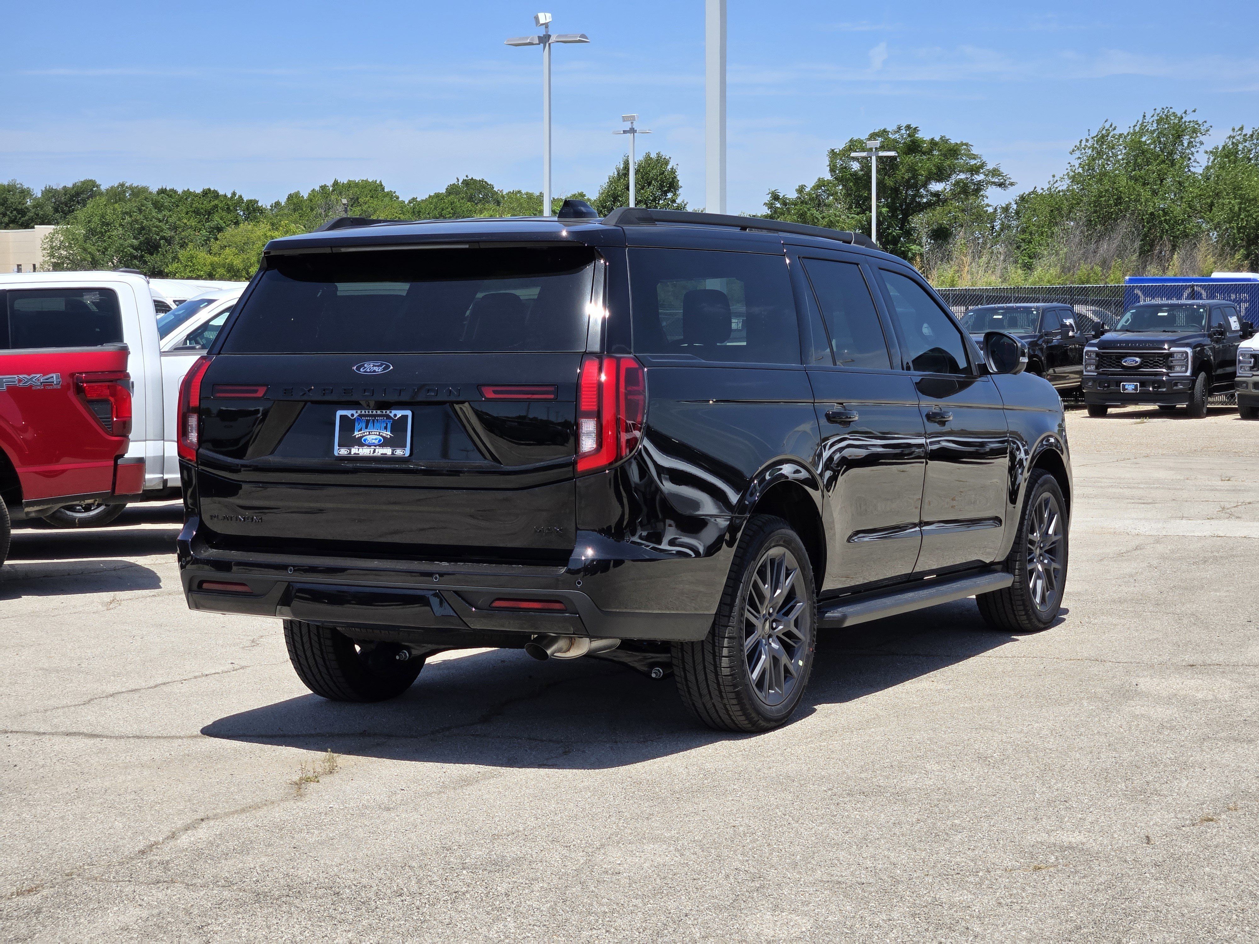 New 2026 Agate Black Metallic Ford Platinum MAX image 4